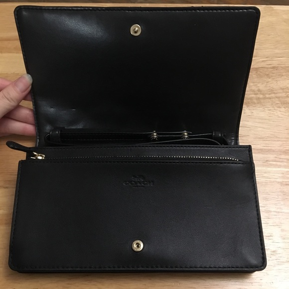 BNWT Coach Black Leather Wallet on Chain Purse - Picture 4 of 8